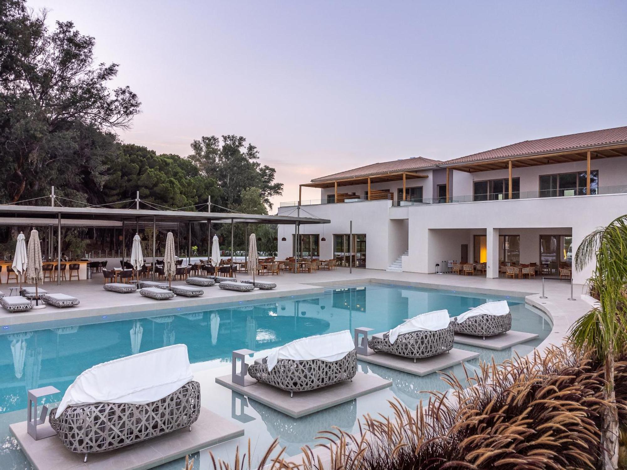 Grand Elis Hotel & Spa Resort Kourouta Bagian luar foto