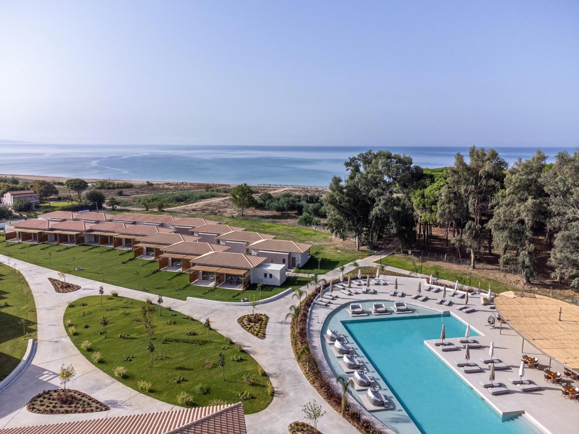 Grand Elis Hotel & Spa Resort Kourouta Bagian luar foto